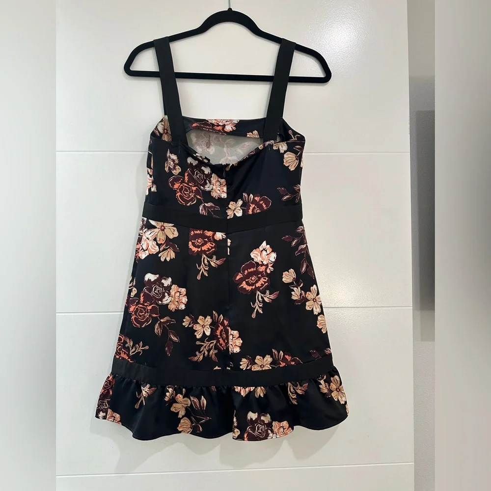 NBD Revolve Ashlynn Black Floral Satin Mini Dress Ruffle Hem Elegant & Flirty S - Picture 10 of 12